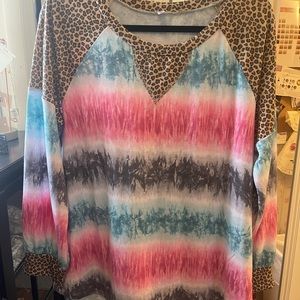 Women’s sweatshirt